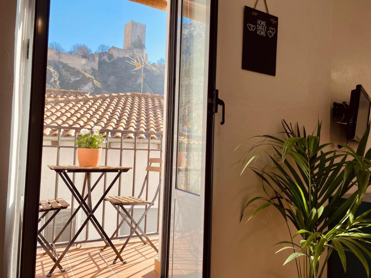 Casa Cris Oldtown Cazorla Villa Exterior photo